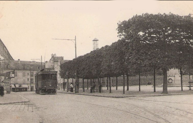Place Dampierre 1