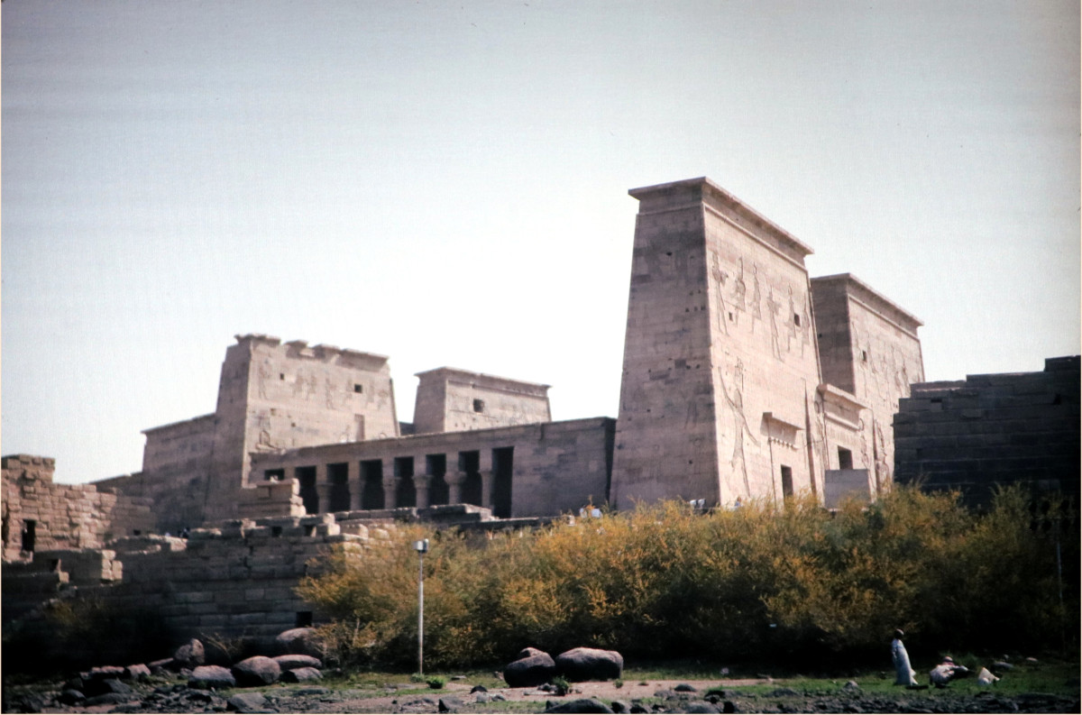 egy-45_2_philae